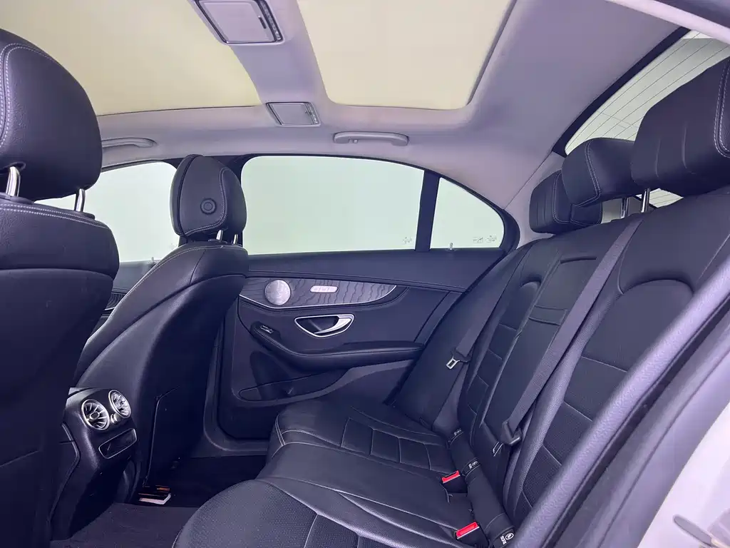 Mercedes-Benz C-Class 2020 — фото 15