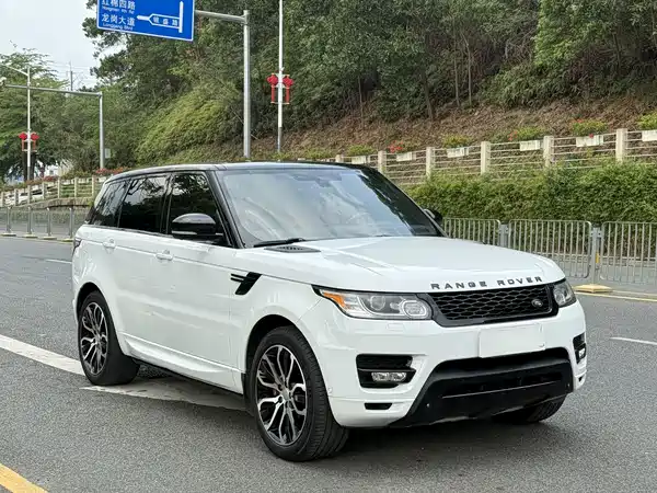 Land Rover Range Rover Sport 2015