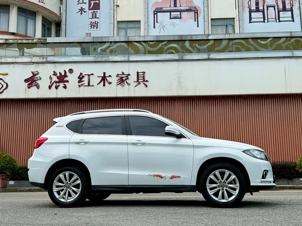Haval H2 2015 — фото 8