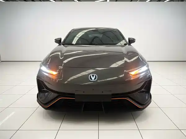 Changan UNI-V 2025