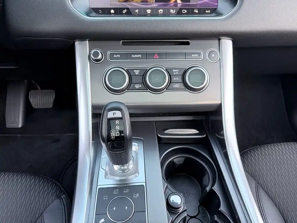 Land Rover Sport 2018 — фото 10