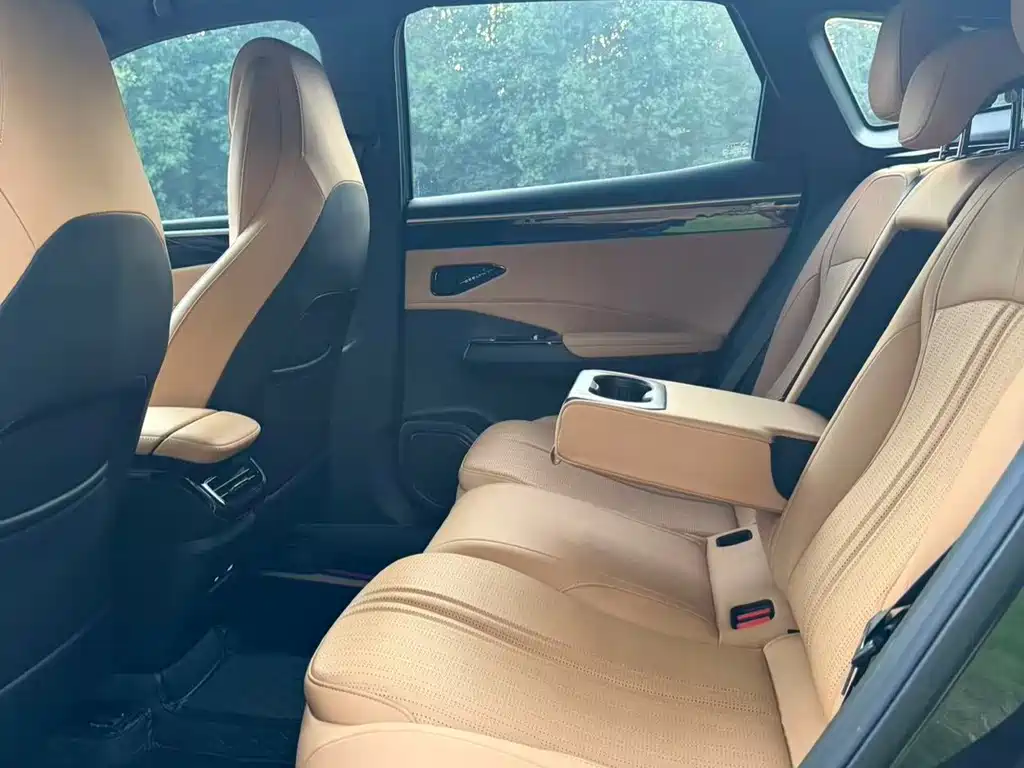 Geely Galaxy L7 2024 — фото 10