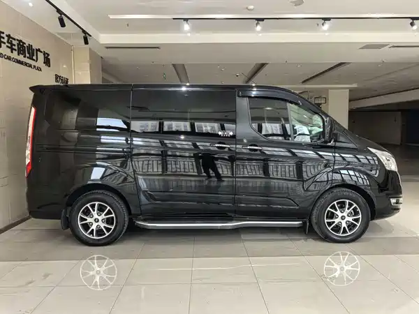 Ford Tourneo 2018