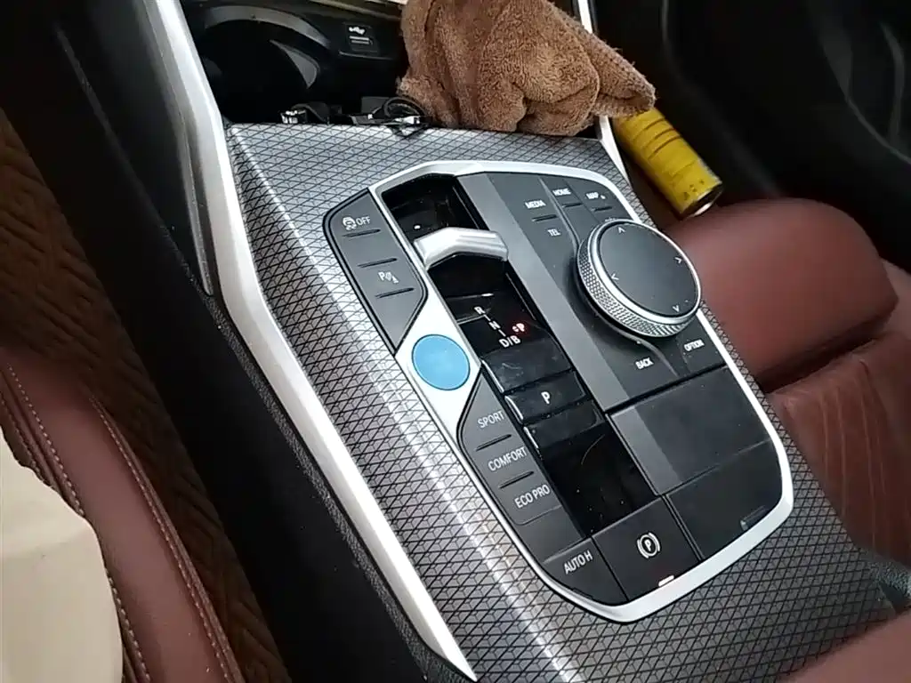 BMW i3 2024 — фото 14