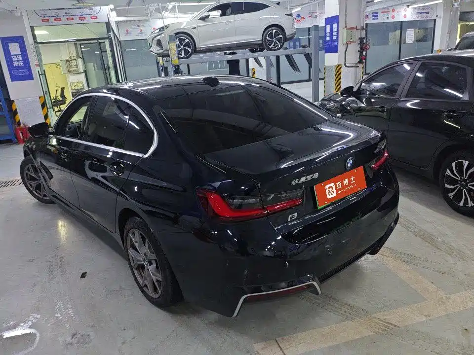 BMW i3 2023