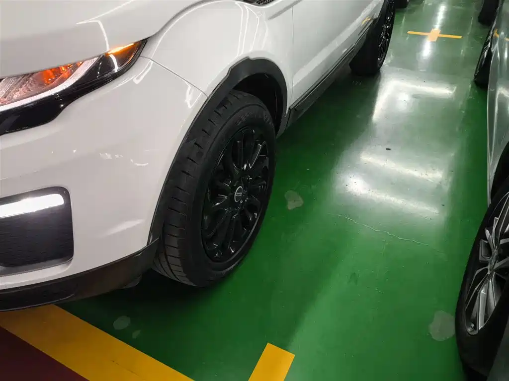 Land Rover Evoque 2017 — фото 25