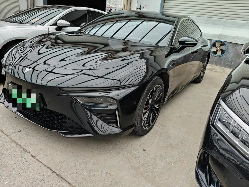 Neta S 2023