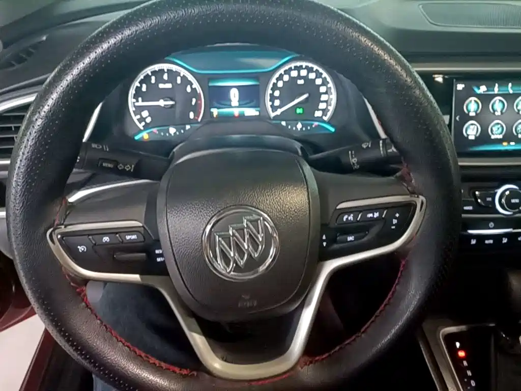 Buick Excelle 2019 — фото 11