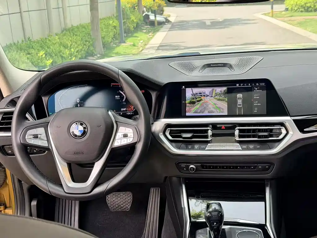 BMW 3 Series 2020 — фото 16