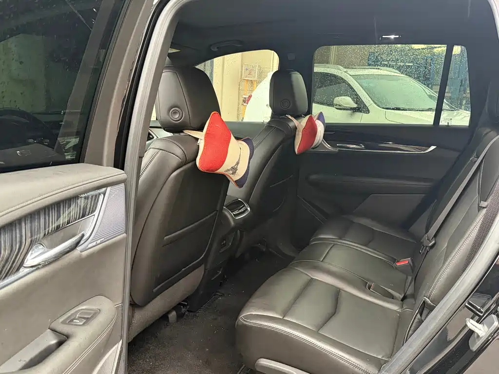 Cadillac XT6 2023