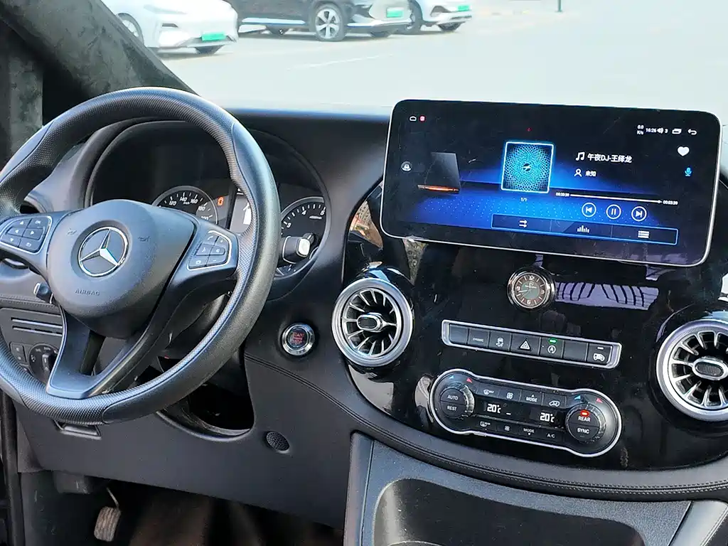 Mercedes-Benz Vito 2019 — фото 14