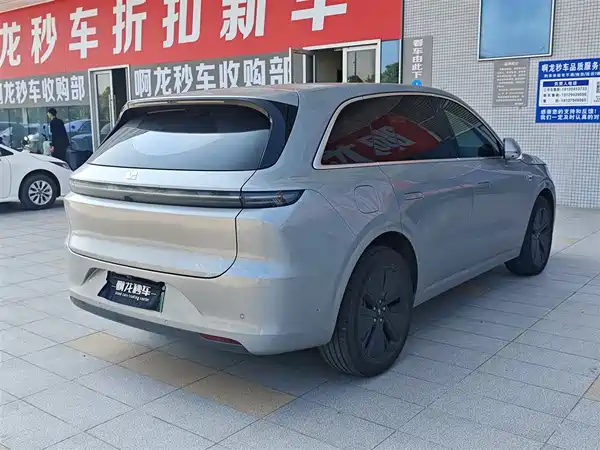 Li Auto L6 2024