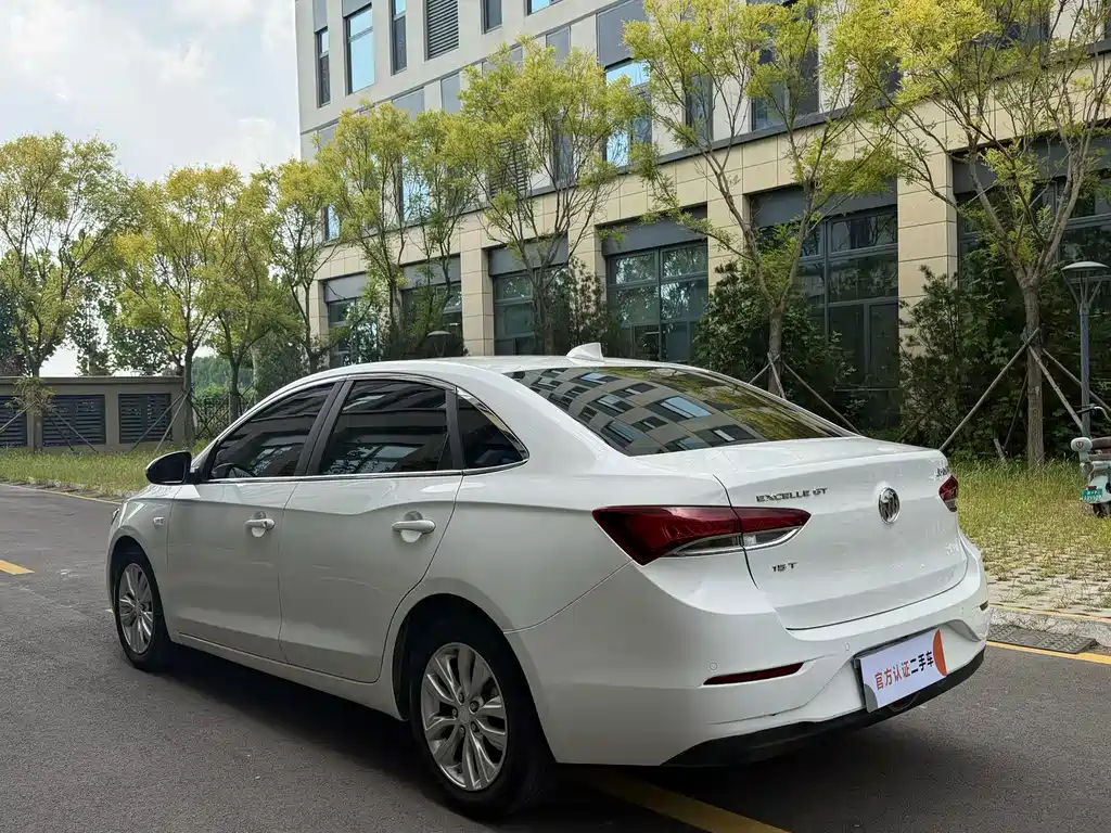 Buick Excelle 2019