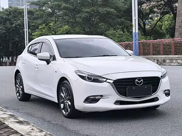 Mazda 3 Axela 2017