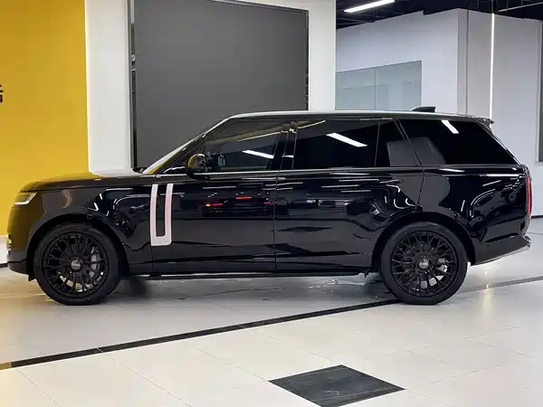 Land Rover Range Rover 2024