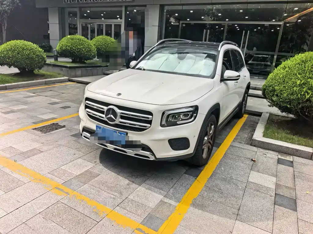 Mercedes-Benz GLB 2020