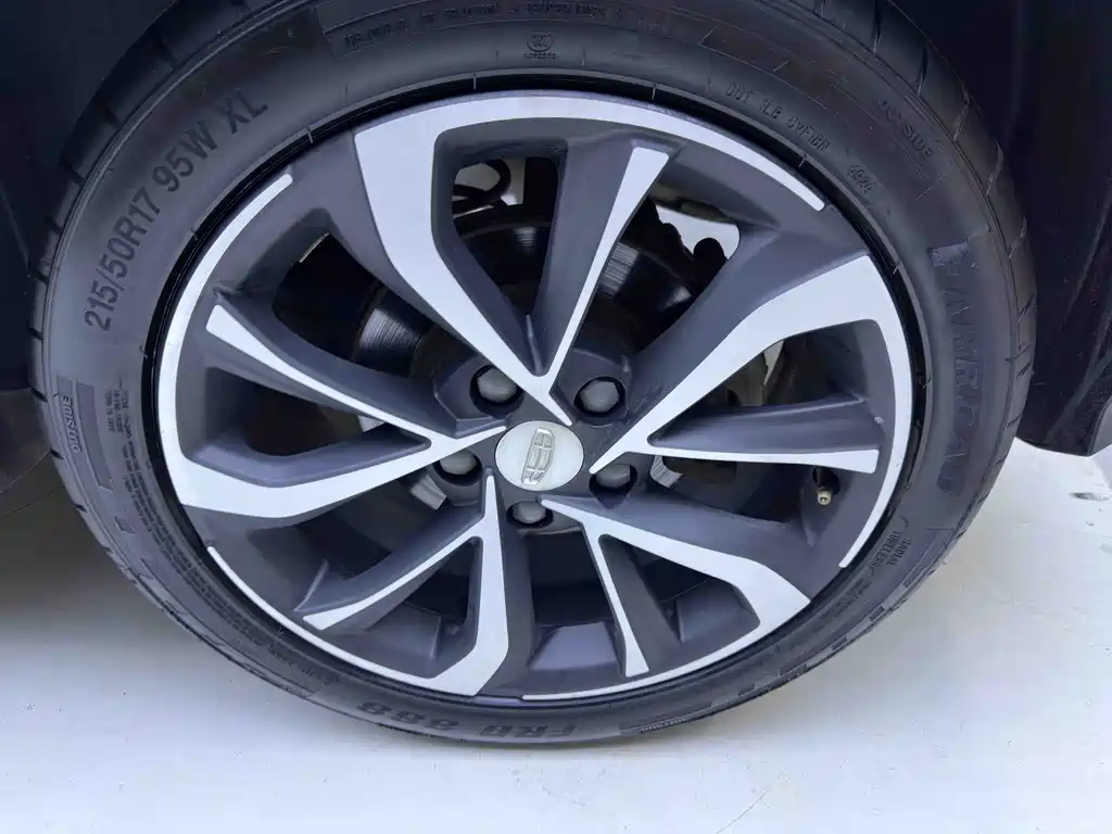 Geely Emgrand S 2022 — фото 22