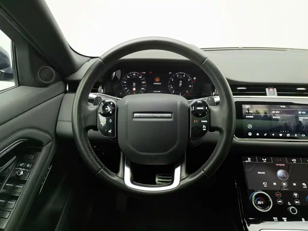 Land Rover Range Rover Evoque 2020 — фото 11