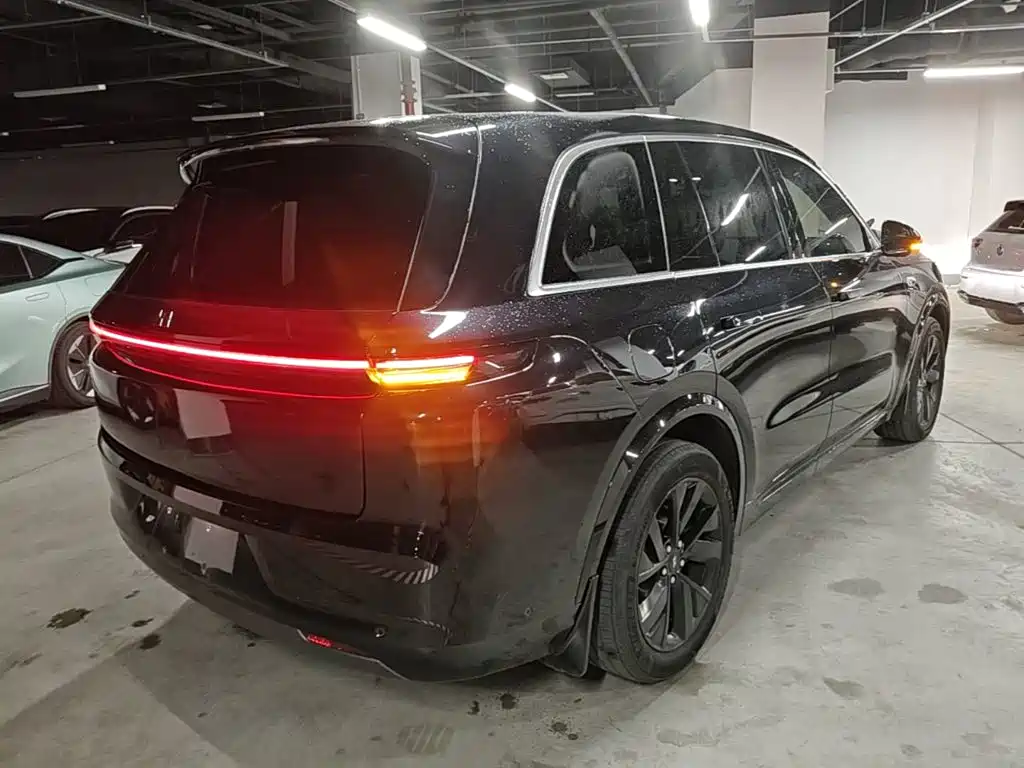 Li Auto Li L8 2024