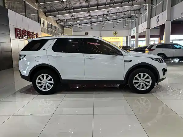 Land Rover Discovery Sport 2018