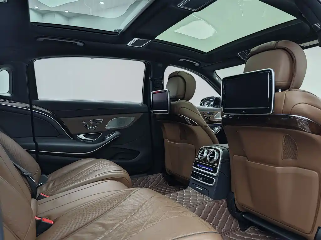 Mercedes-Benz Maybach S-Class 2017 — фото 23