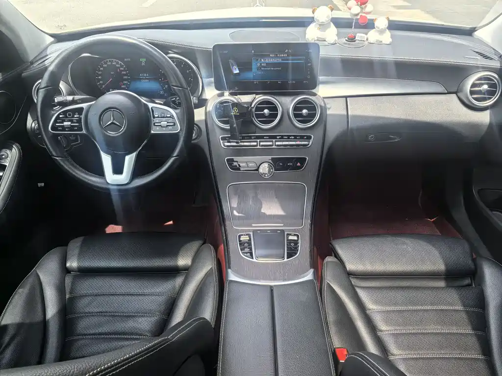 Mercedes-Benz C-Class 2019 — фото 16