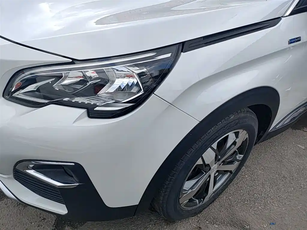 Peugeot 4008 2018 — фото 24