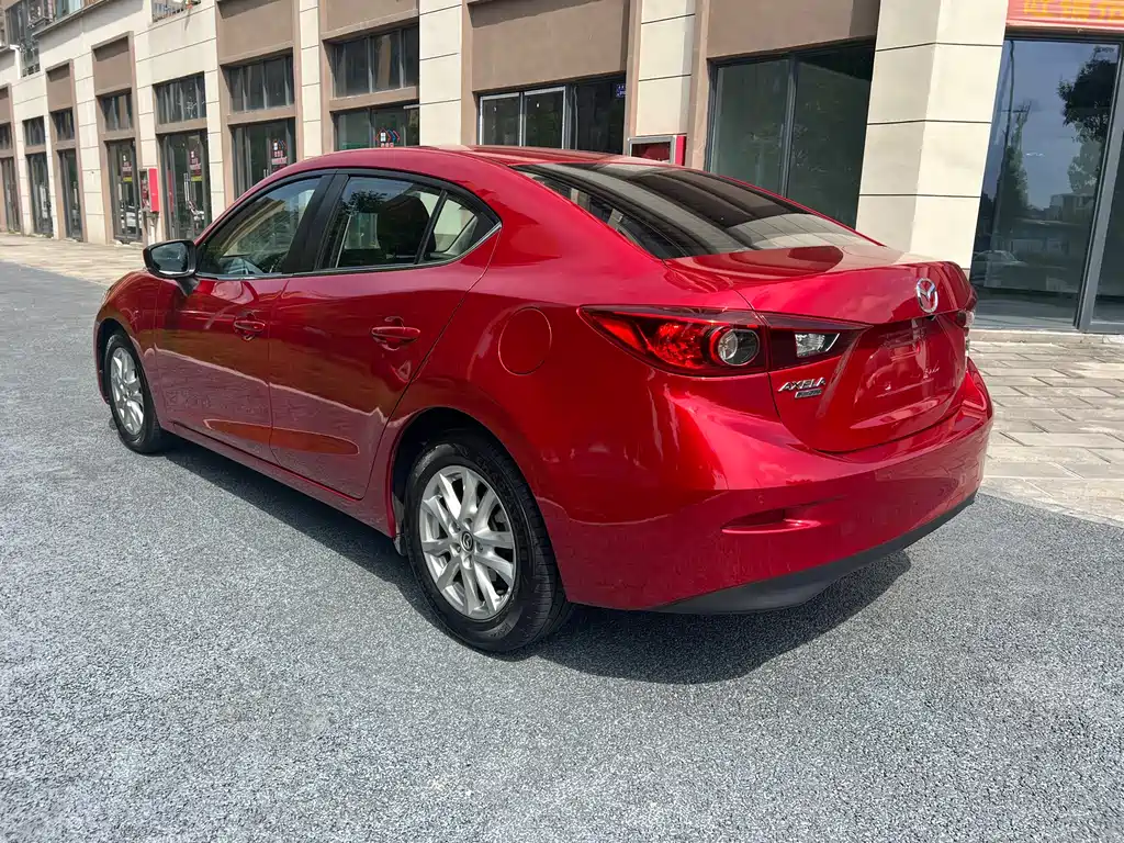 Mazda 3 Axela 2019 — фото 7