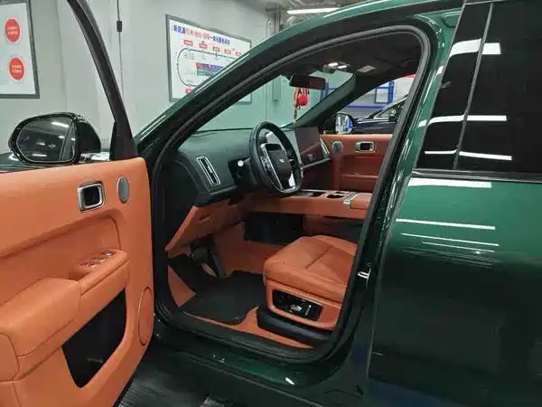 Li Auto L9 2025