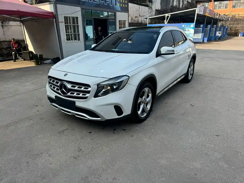 Mercedes-Benz GLA 2019 — фото 1