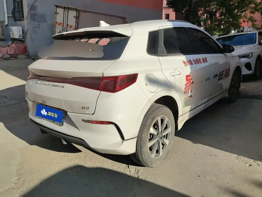 BYD e2 2023