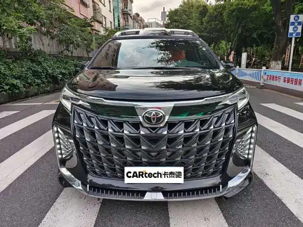 Toyota Sienna 2026