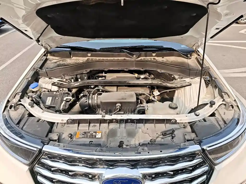 Ford Explorer 2021 — фото 30