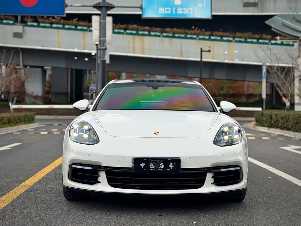 Porsche Panamera 2018 — фото 2
