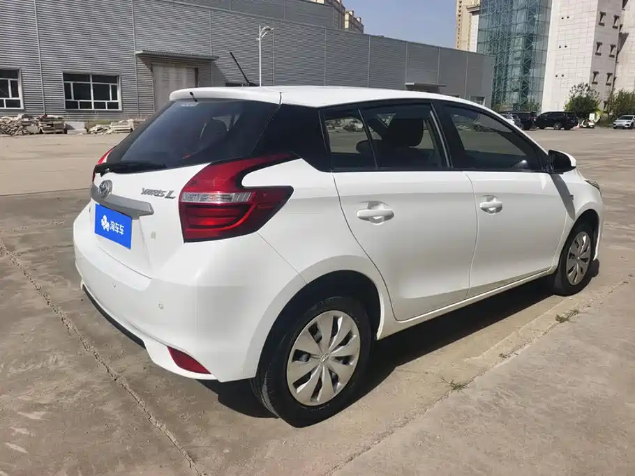 Toyota Yaris L 2019