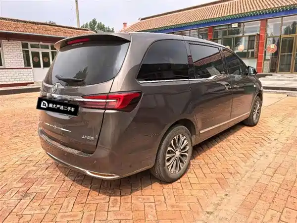 Buick GL8 2021