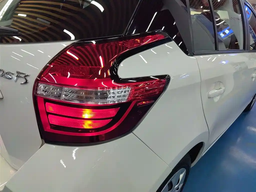 Toyota Vios FS 2019 — фото 24