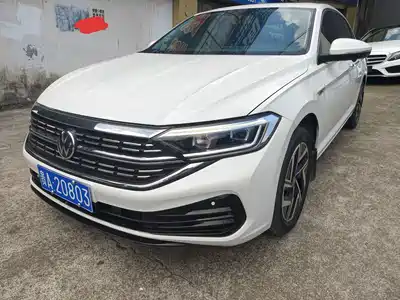 Volkswagen Sagitar 2023