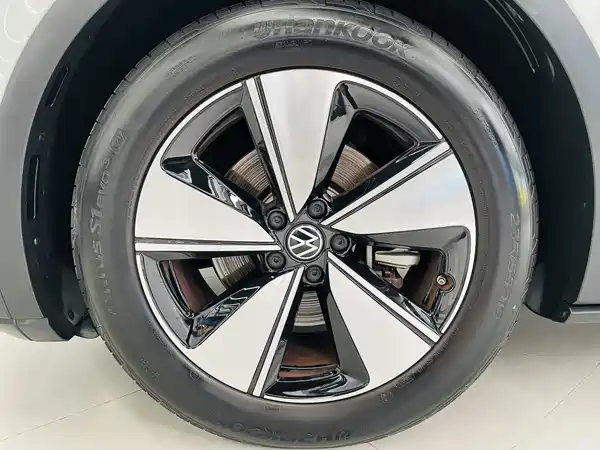 Volkswagen ID.4 X 2025