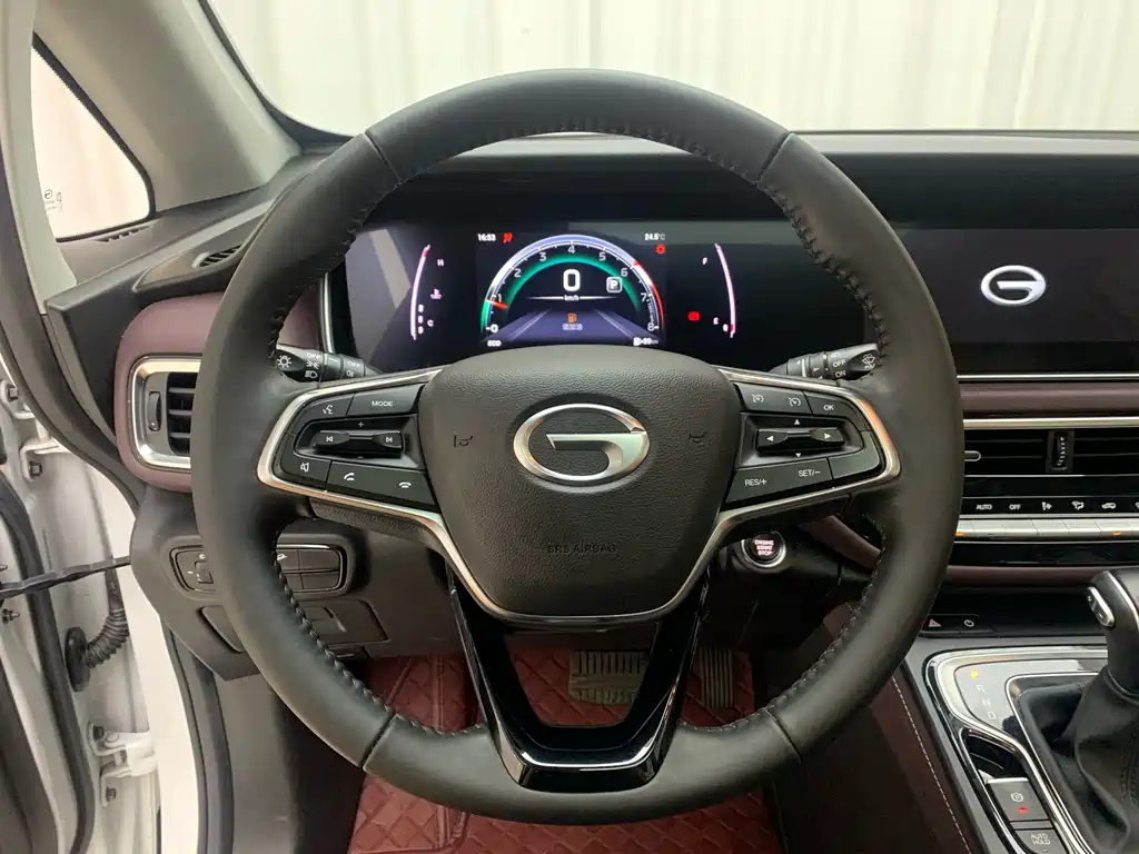 GAC Trumpchi M6 2022 — фото 14