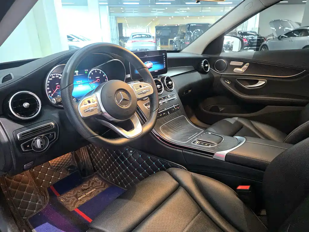 Mercedes-Benz C-Class 2020 — фото 4