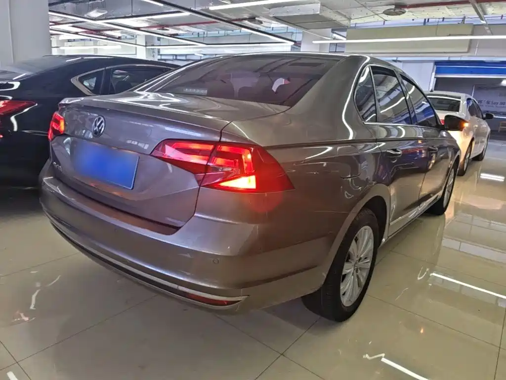 Volkswagen Bora 2016