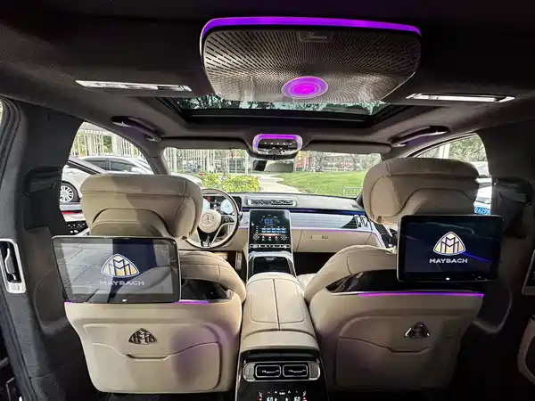 Mercedes-Benz S-Class 2012