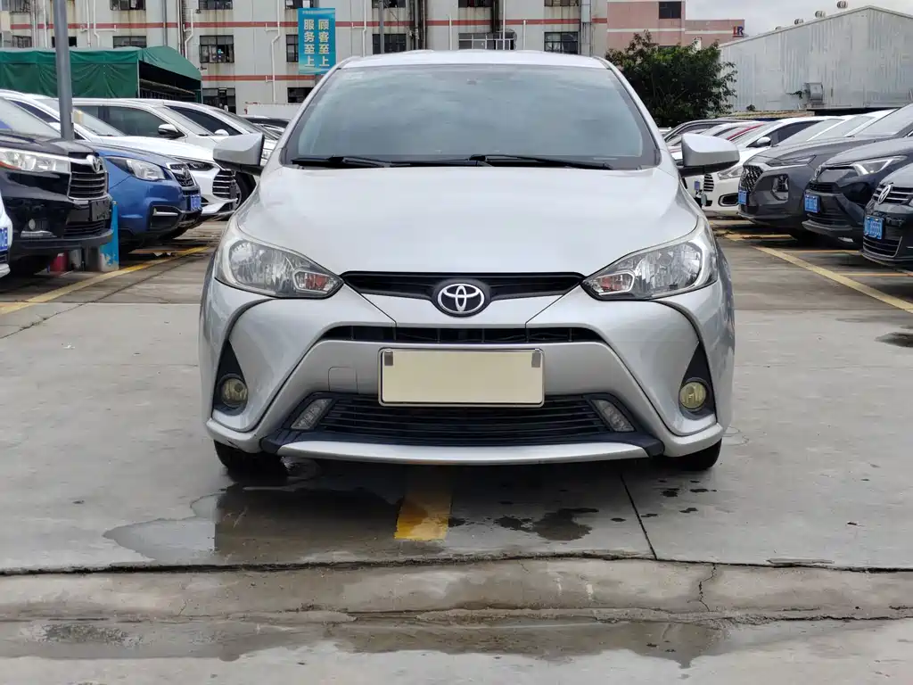 Toyota Yaris L 2019 — фото 2
