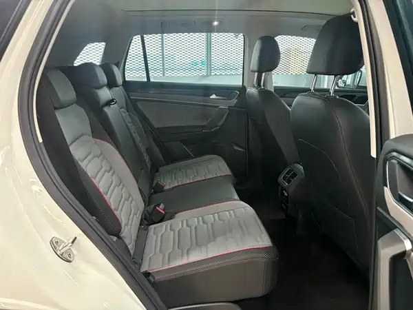 Volkswagen Tayron 2023