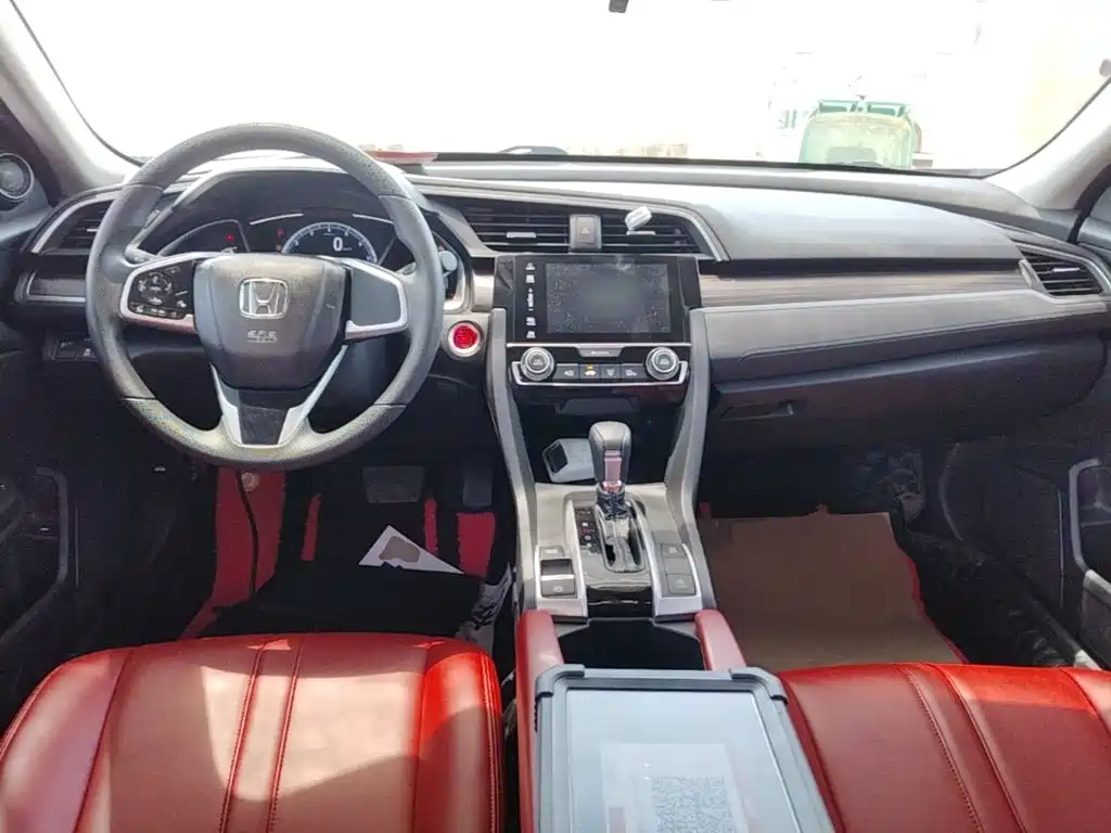 Honda Civic 2020 — фото 10
