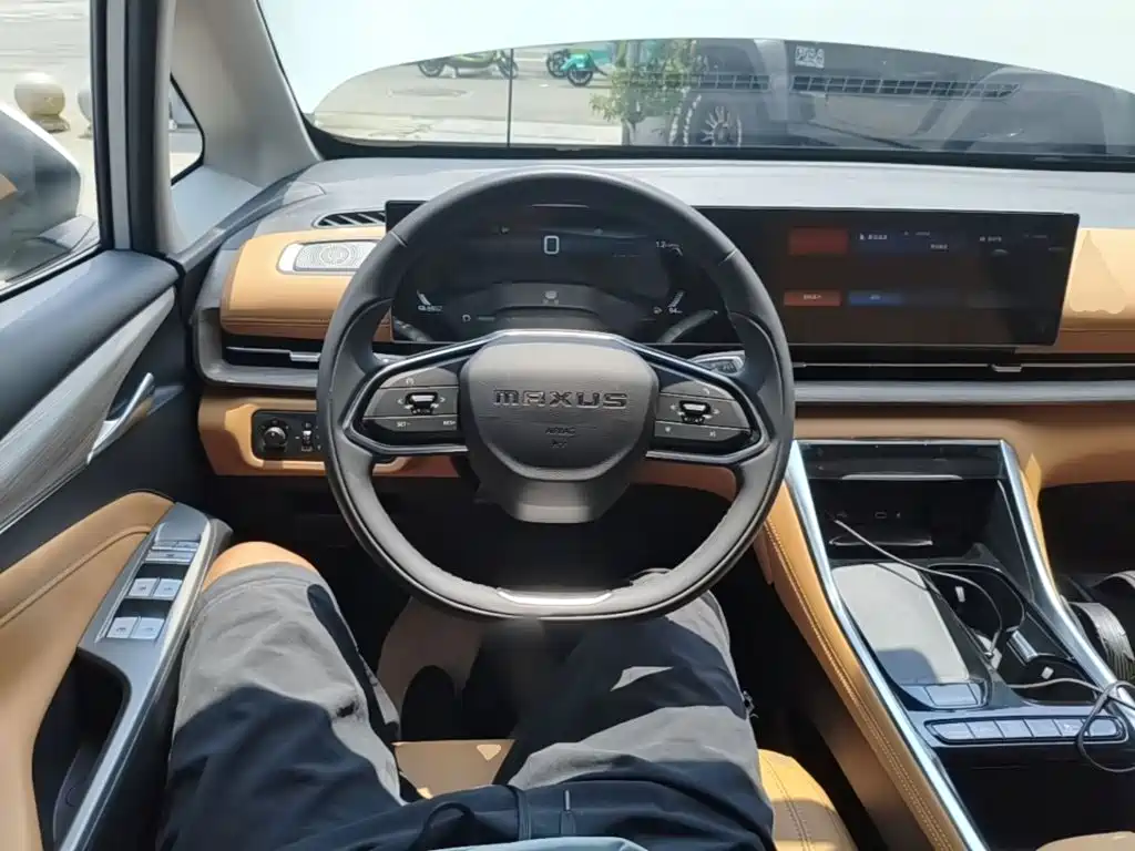 Maxus G50 Plug-In Hybrid 2025 — фото 11