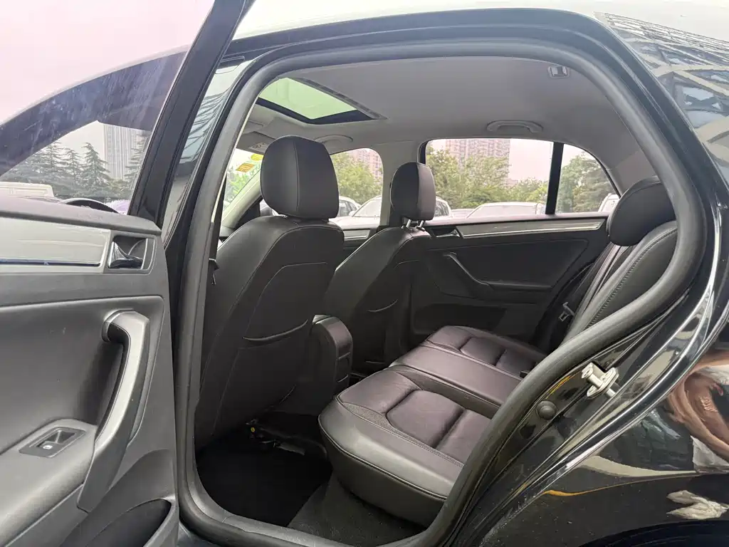 Volkswagen Bora 2015