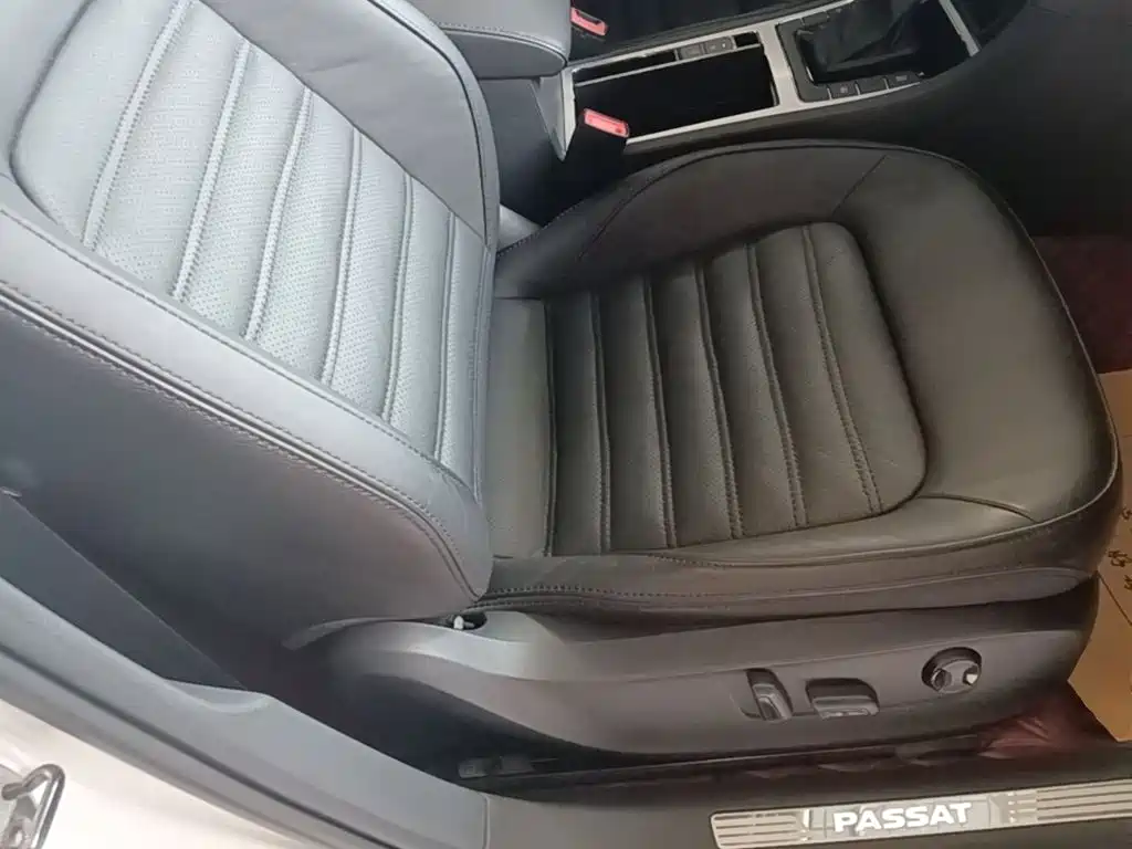 Volkswagen Passat 2015 — фото 25