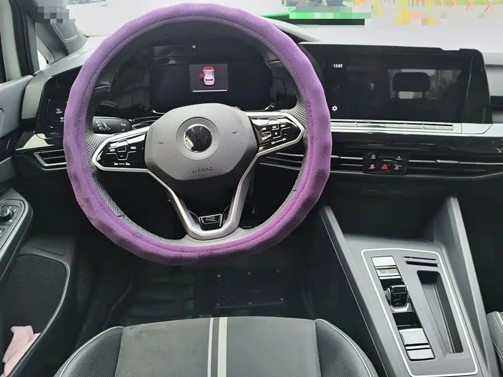 Volkswagen Golf 2023